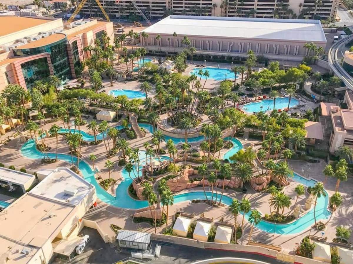 Awesome The Signature Mgm Condo With Strip View. No Resort Fee! Лас Вегас Екстериор снимка