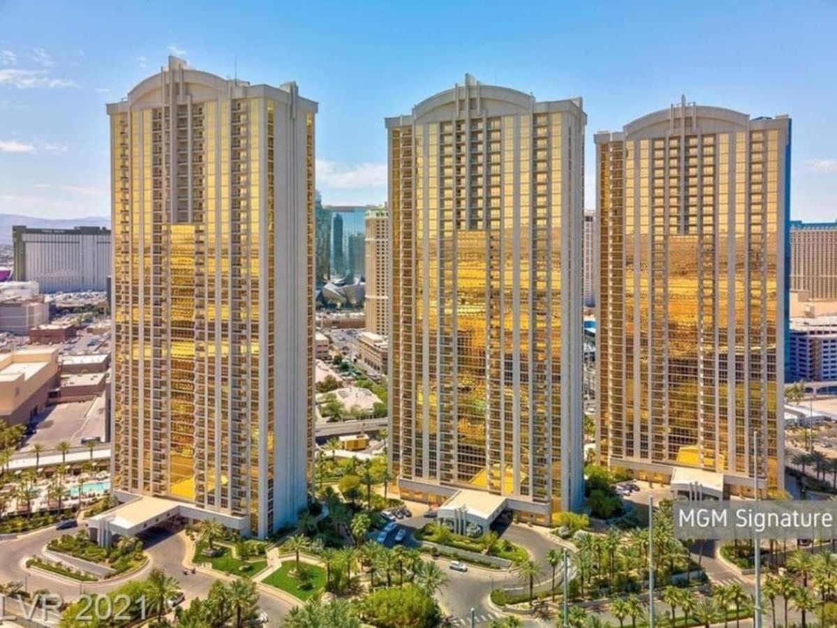 Awesome The Signature Mgm Condo With Strip View. No Resort Fee! Лас Вегас Екстериор снимка